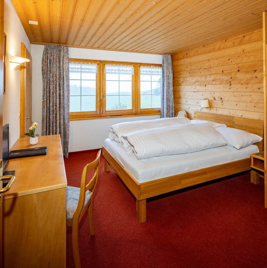 Hotel Und Restaurant Chaeseren Schonengrund Exterior photo
